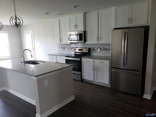 Building Photo - 217 Hydra Cir