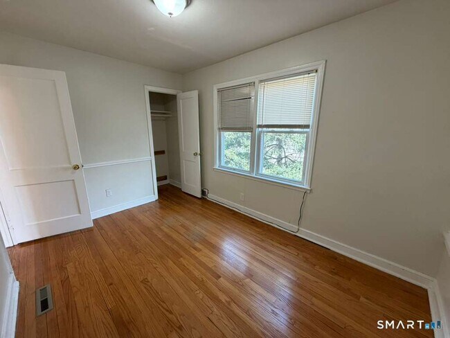 Building Photo - 279 Clermont Ave