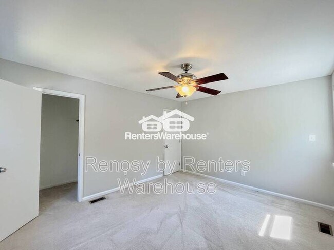 Building Photo - 26 Garfield Dr