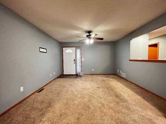 Building Photo - $1,850 | 3 Bedroom, 3 Bathroom Town Home | No Pets | Available for August 1st, 2026 Move In!