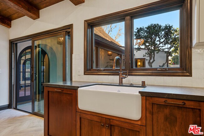 Building Photo - 4265 Denny Ave