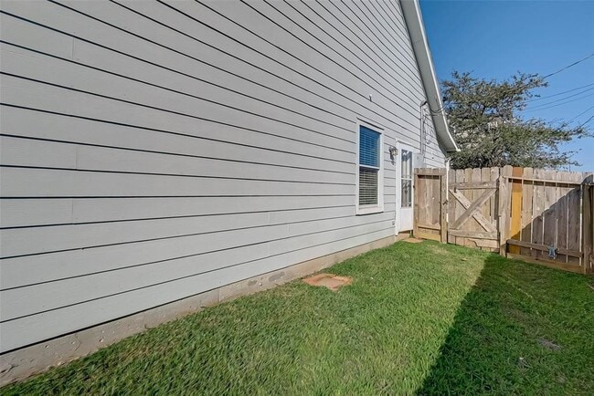 Building Photo - 3508 Garrow St