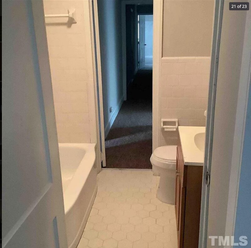 Building Photo - 706 S Washington Ave