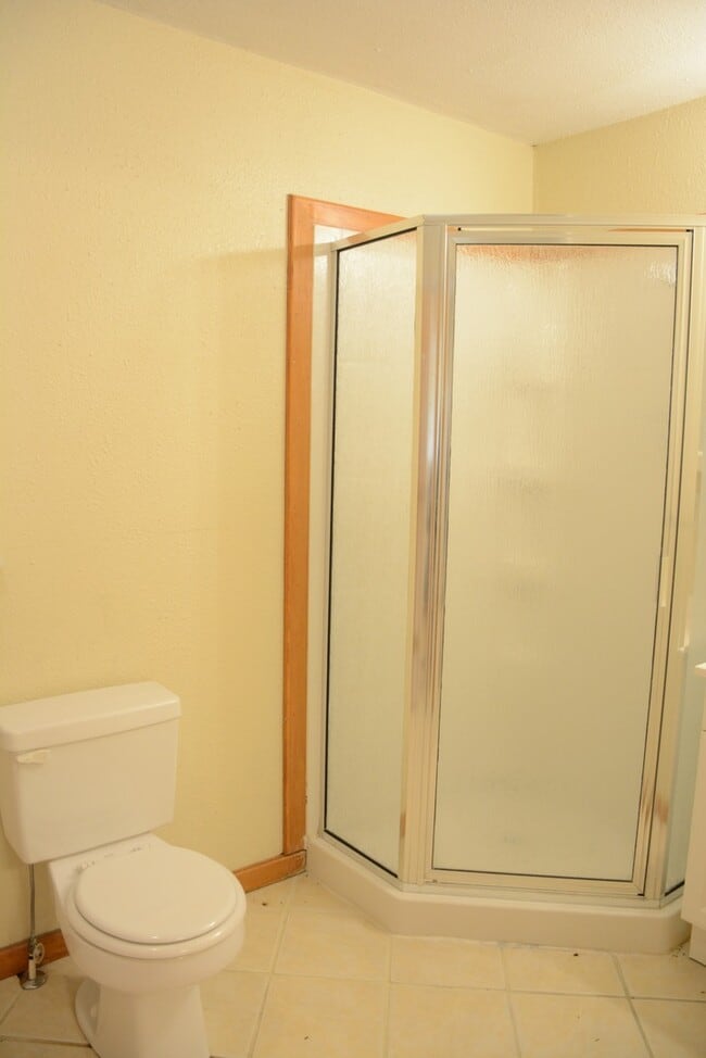 Building Photo - 2035 Tecumseh Rd