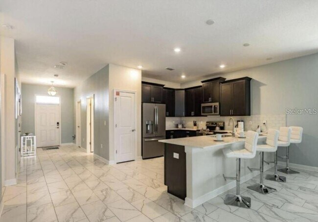 Building Photo - 1575 Plunker Dr