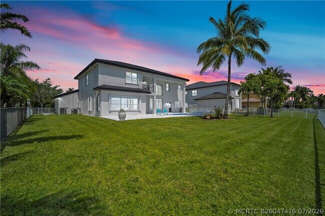 Building Photo - 4707 SW 195th Terrace