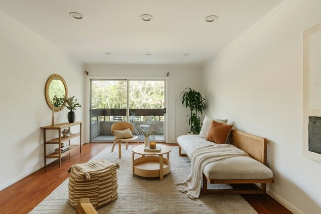 Building Photo - 2700 Cahuenga Blvd