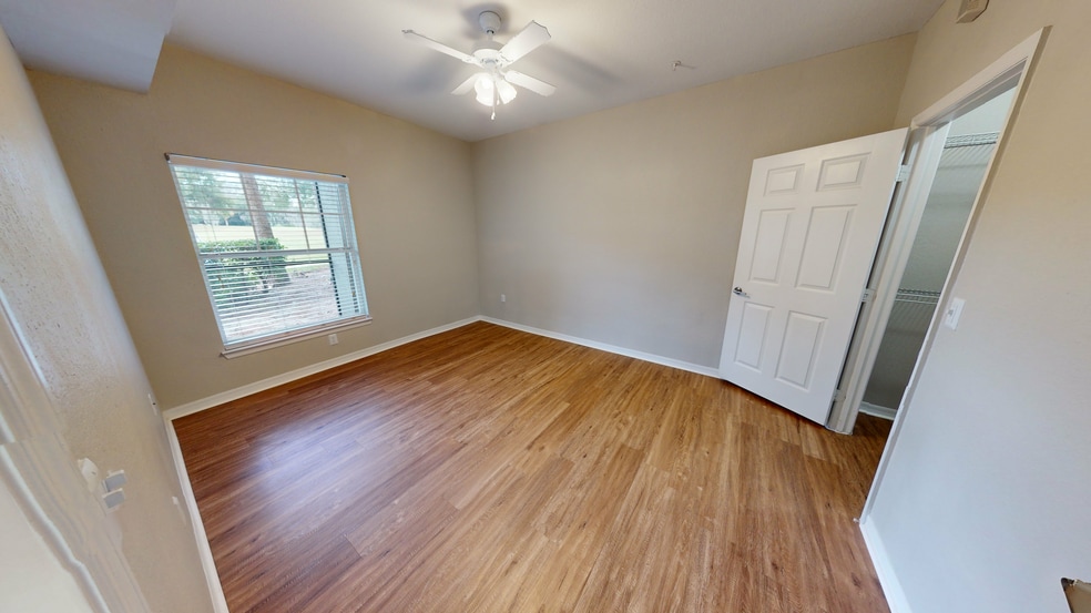 Harbortown 2333 Lake Debra Dr Orlando Fl 32835 Apartment Finder