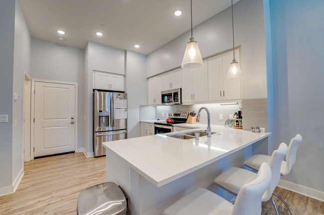 Building Photo - Recently Reduced-San Marcos Town-Home 3 Bedroom 2.5 Bathroom