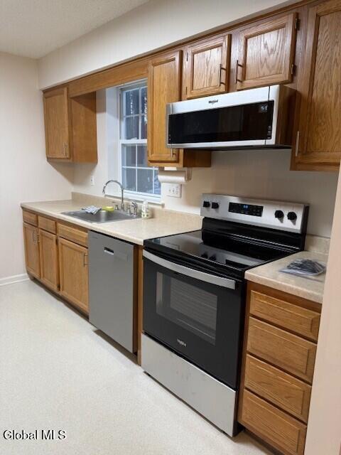 Building Photo - 14 Foxfire Ln