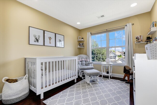 Building Photo - 16 Juneau Ct