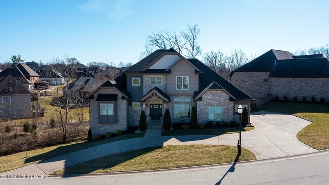 Building Photo - 14000 Glendower Dr
