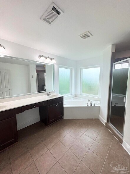 Building Photo - 872 Solimar Way