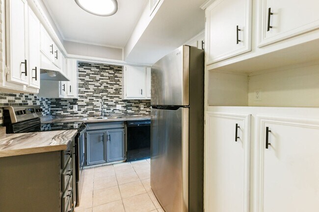 Building Photo - 4314 52nd St