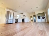 Building Photo - 6635 Vanguard Ave