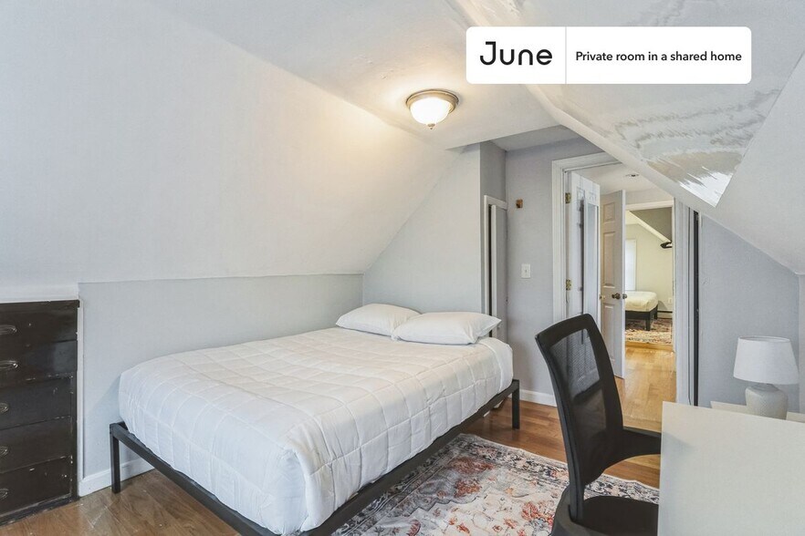 Primary Photo - Room in Shared 5 bed/3 bath home