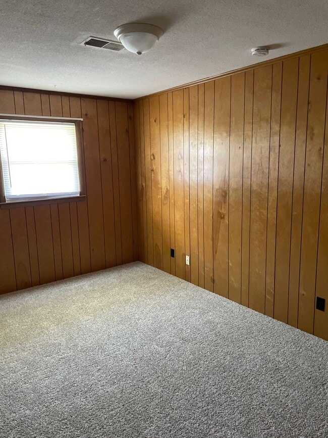 Building Photo - 2139 S Union Grove Rd