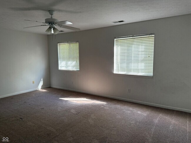 Building Photo - 9356 Villa Creek Dr