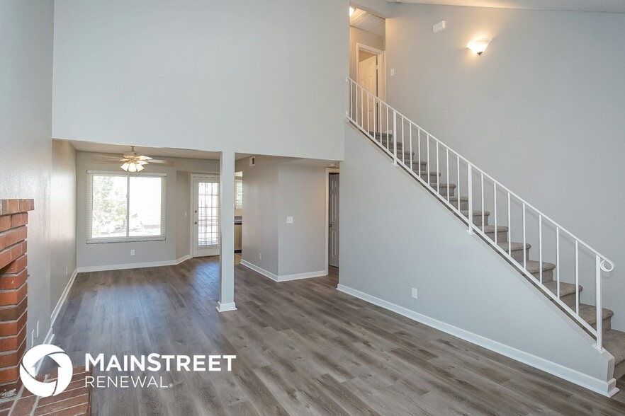 Building Photo - 910 Clipper Dr