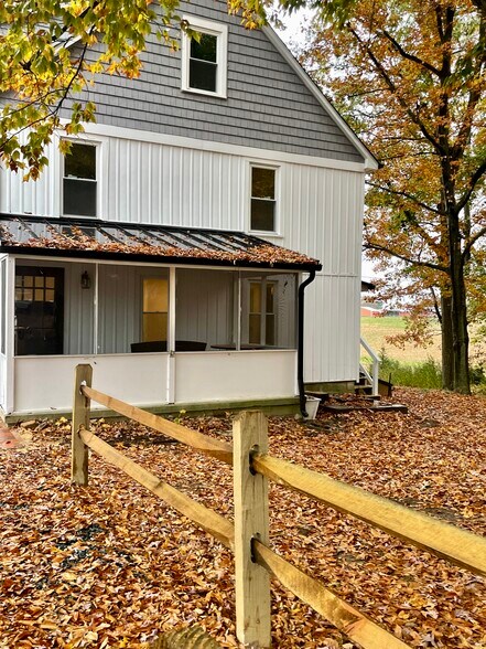 Building Photo - 27318 Morgnec Rd