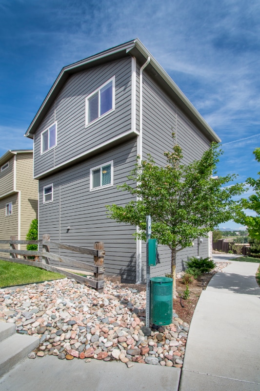 Building Photo - 2049 Corker View