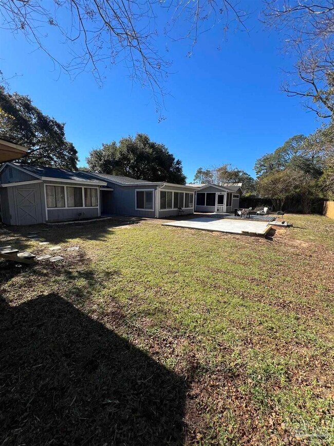 Building Photo - 5140 Choctaw Ave