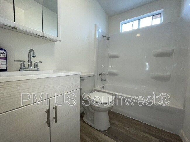 Building Photo - 1364 Ramar Bay