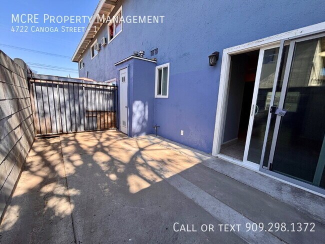 Building Photo - 4722 Canoga St