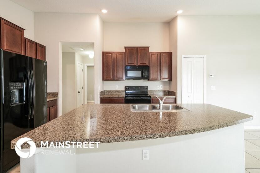 Building Photo - 36095 Carriage Pine Ct
