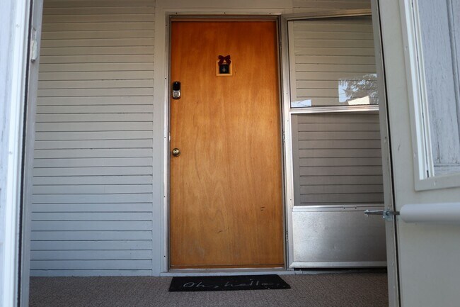 Building Photo - Comfy & Chic Council Bluffs Retreat - 2BR 1B