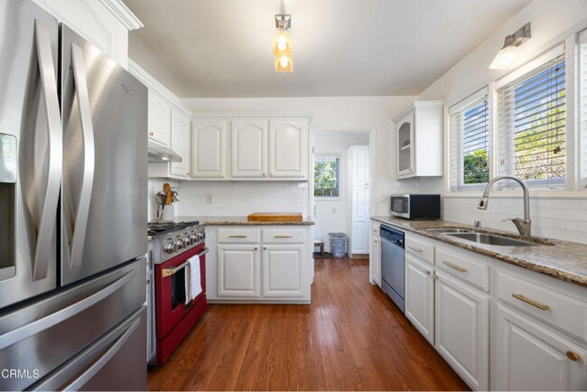 Building Photo - 1869 Galbreth Rd