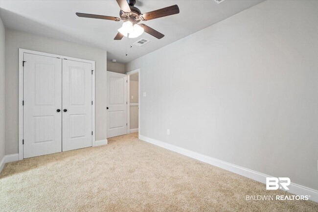 Building Photo - 950 Gibson Ct