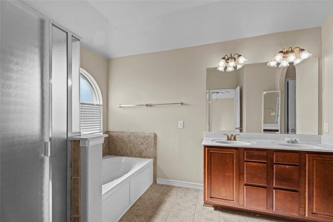 Building Photo - 2008 Spotted Ct