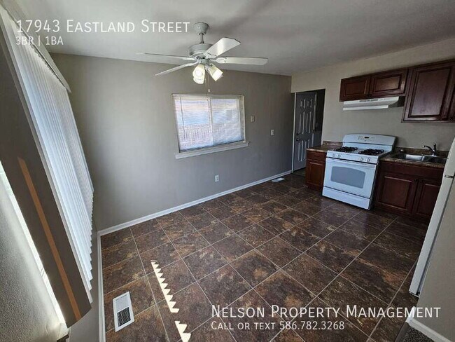 Building Photo - 17943 Eastland St