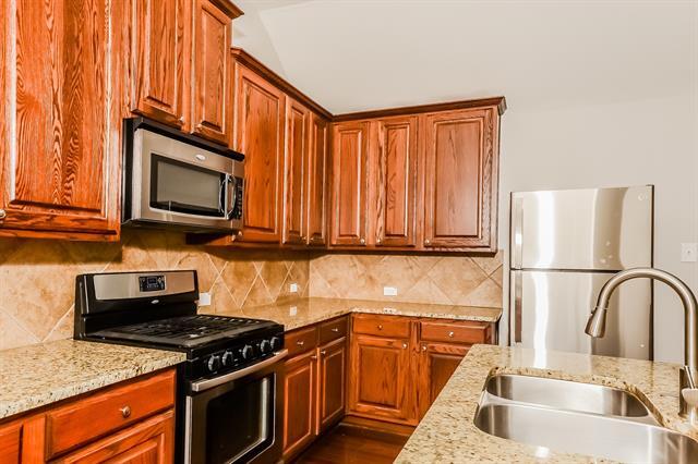 Building Photo - 1709 Lake Wood Trl