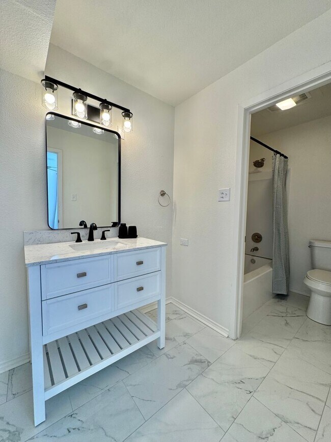 Building Photo - NOW AVAILABLE - Furnished Short Term Rental w/ Beautiful Views!