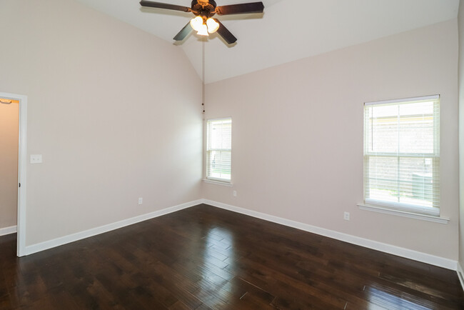 Building Photo - 3567 Marion Ln