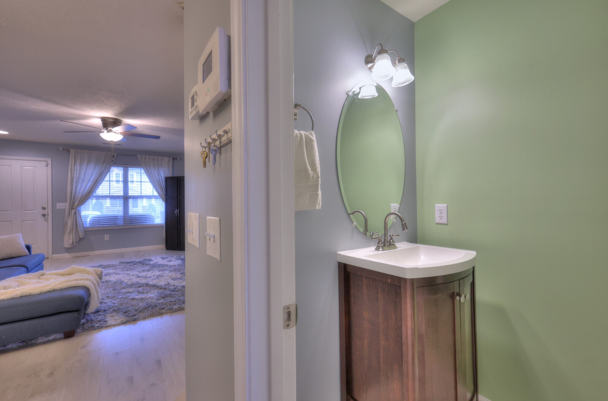 Building Photo - 589 Bradburn Village Cir