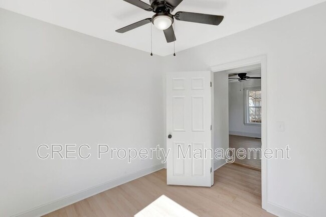 Building Photo - 2642 Ferrara Dr