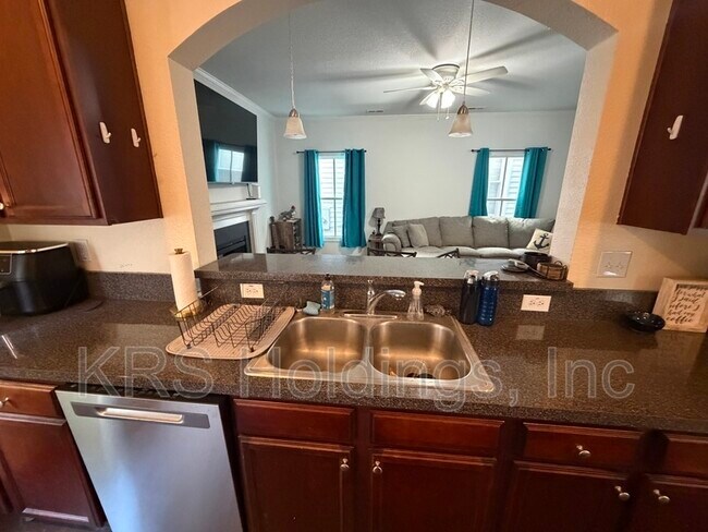 Building Photo - 1124 Rodgers St