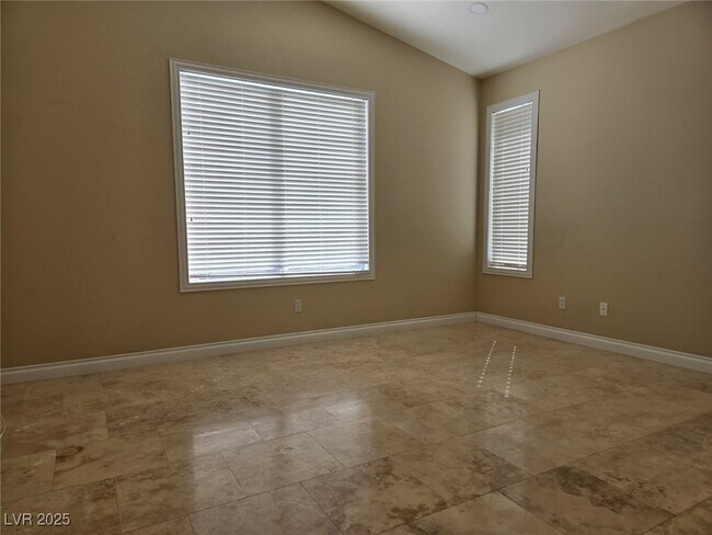 Building Photo - 3031 Panorama Ridge Dr