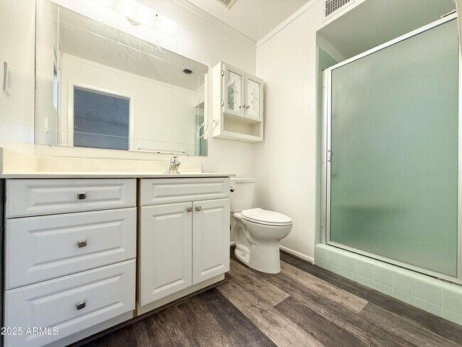 Building Photo - 4559 E Dragoon Ave