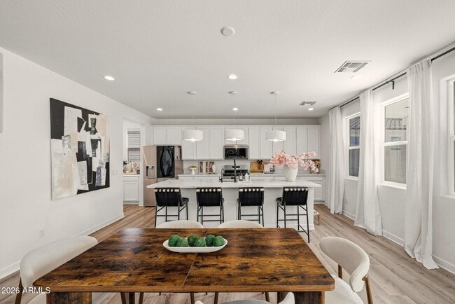 Building Photo - 35032 N Barrel Rd