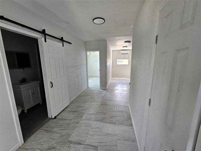 Building Photo - 1368 Rd 5735