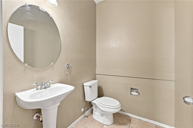 Building Photo - 11240 Woodland Violet Ave