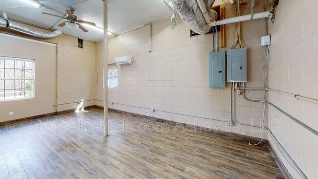 Building Photo - 50 Ledbetter Rd