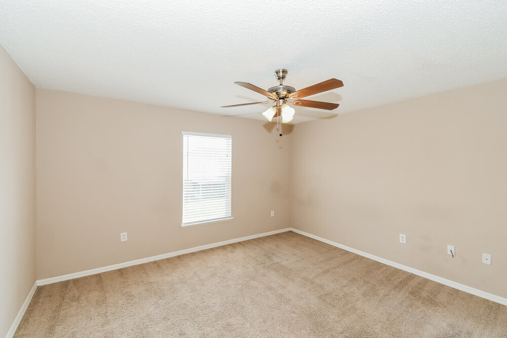 Building Photo - 4459 Marsh Hawk Dr S