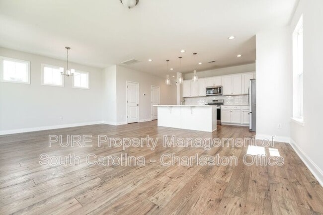 Building Photo - 117 Patterson Ave