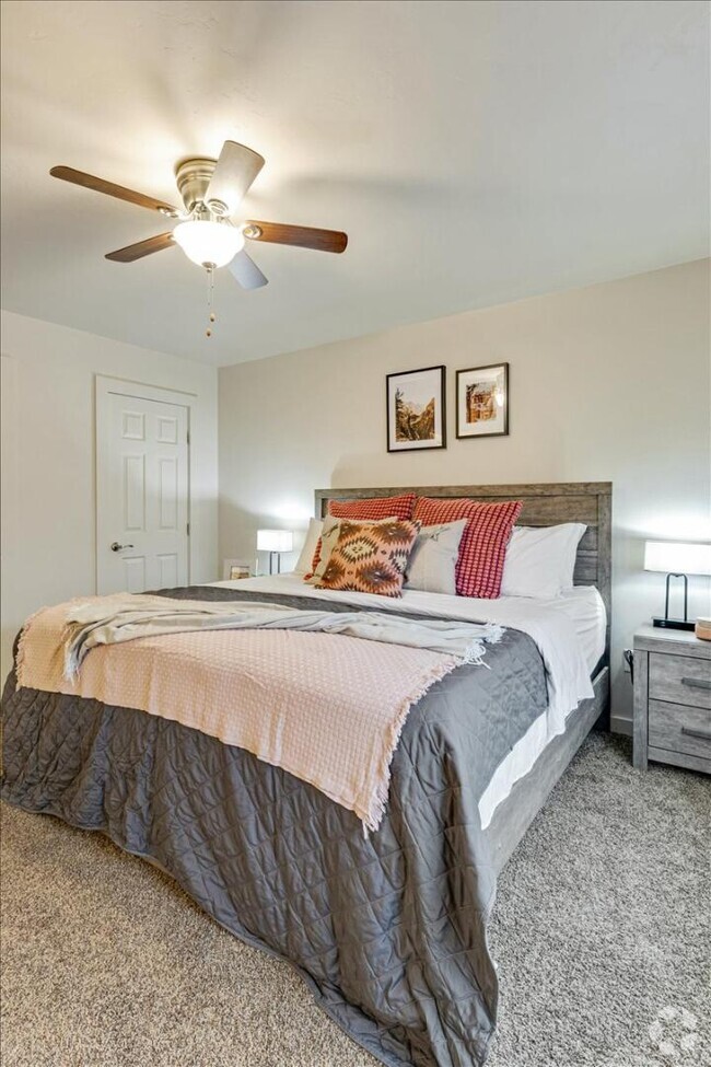 Building Photo - 3853 S Red Valley Cir