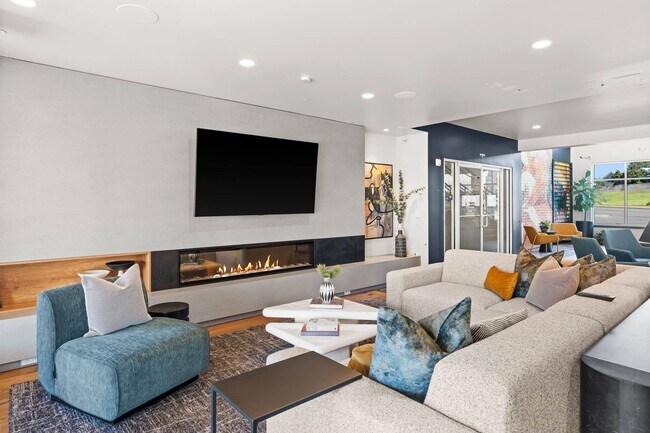 Building Photo - Gage On Sixth